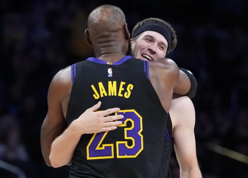 <a href=https://www.whitxy.com target=_blank class=infotextkey>NBA直播</a>,免费高清